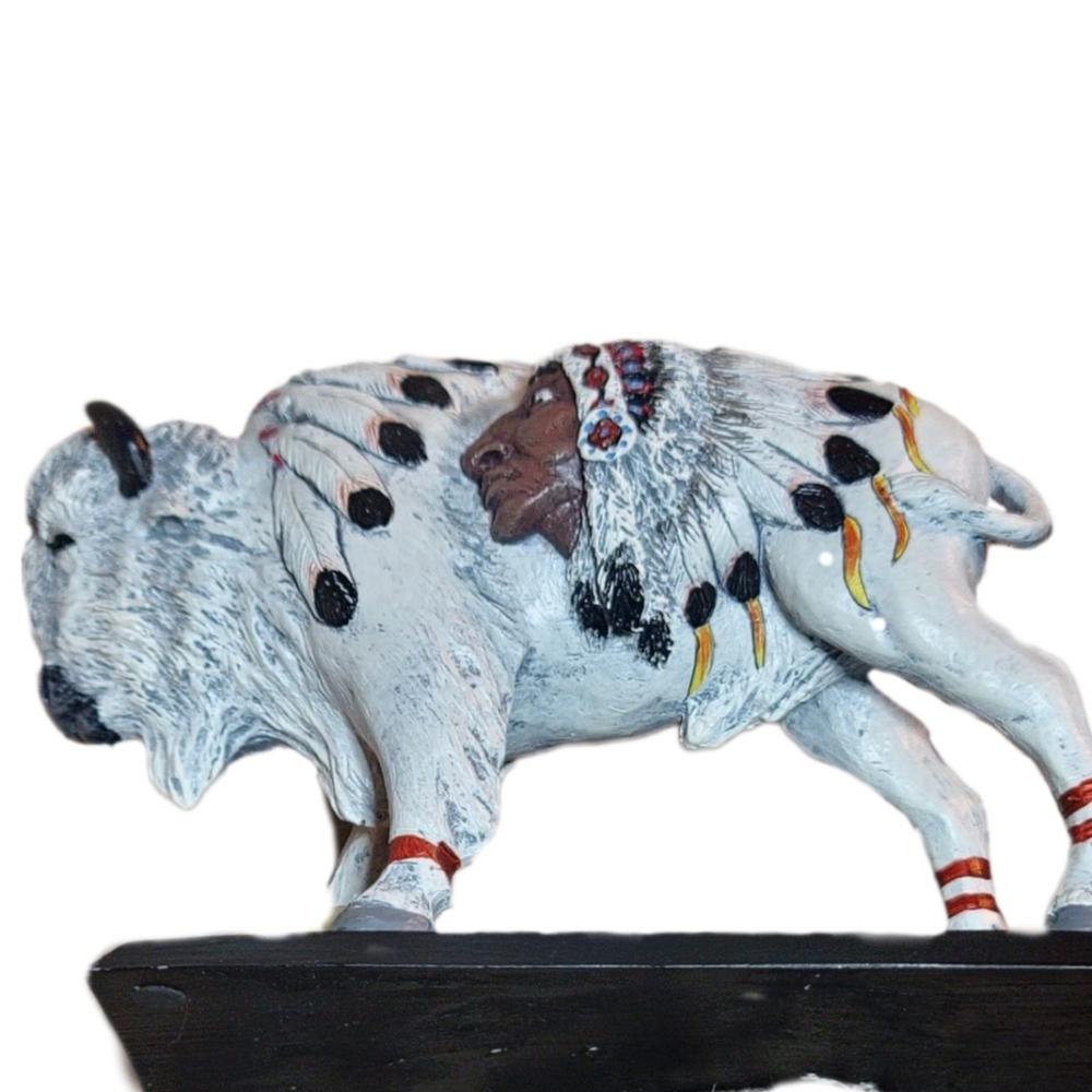 Native American Sacred White Buffalo Statue Sculpture Bison Spirit